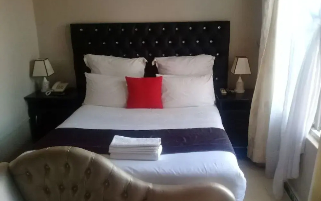 Kakwele Lodge & Tours