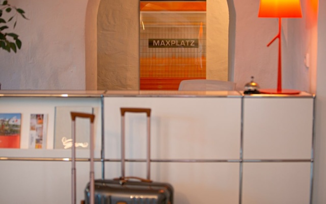 Hotel Maxplatz