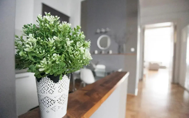 Modernized Condo for 6ppl CENTER