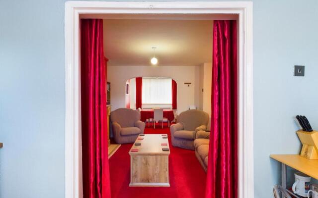 2BD City Centre Flat nr Anfield Stadium Liverpool