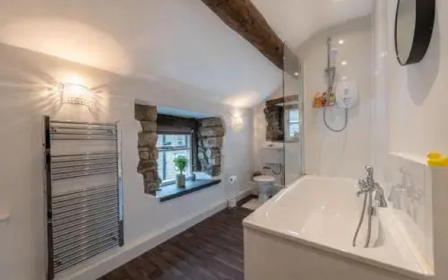 Westside Cottage