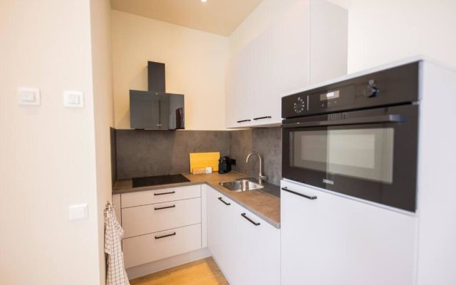 Friendly 2 Bedroom Serviced Apartment 54m2 -MST40F-