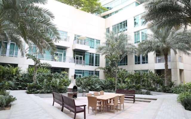 Stylish Apartment With the Best Burj Views