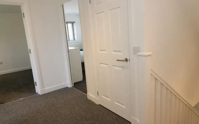 Railway House 5 bed - Maryhill