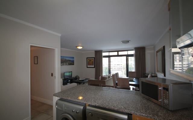 Quayside 1007 by CTHA