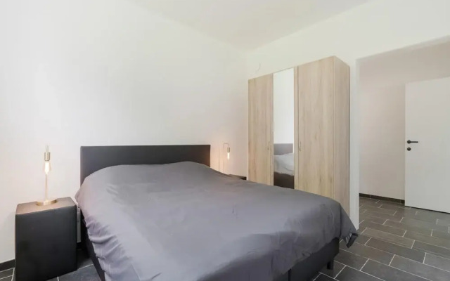 Modern Holiday Home in Ronse With Garden