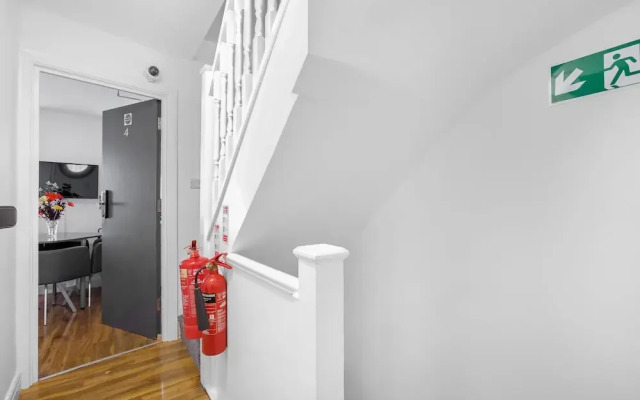 Argyll Rooms Self-Contained Studio with En-Suite