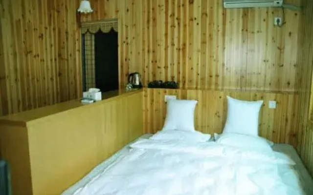 Qiandaohu Qinglu Inn