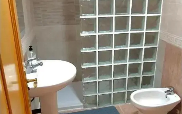 Apartamento Roquetas playa con WIFI