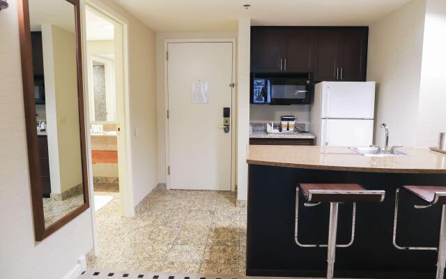 Radisson Plaza Hotel & Suites Kalamazoo