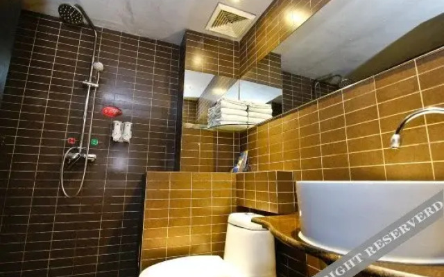 Wangyuan Business Hotel (Xianglong)
