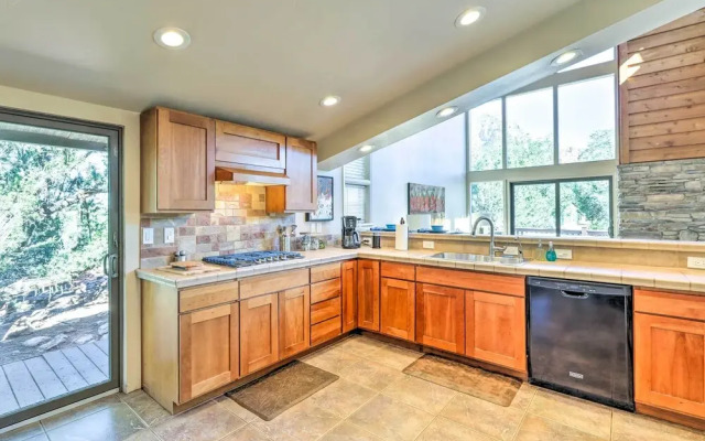 Mountain-view Deck: Bright Sedona Home