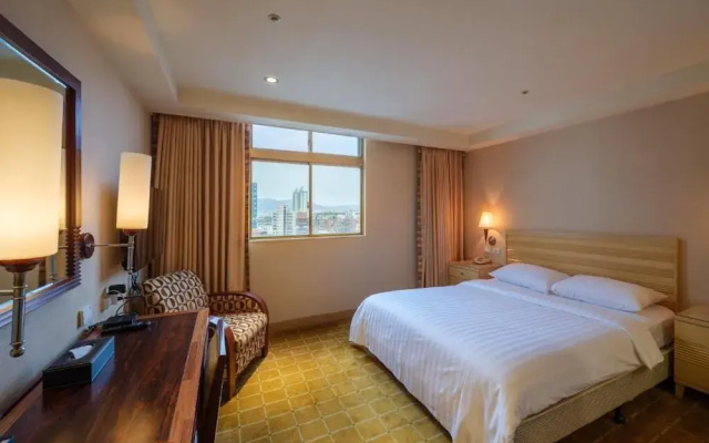 Rich & Free Hotel - Fuzhong
