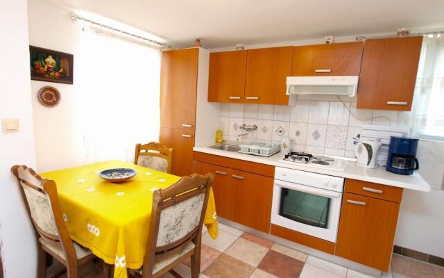 Apartment 1391