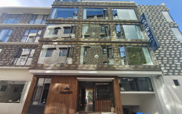 Songgema Snow Nest hotel（Close to Mount Siguniang Scenic Area） – Exterior – Ngawa
