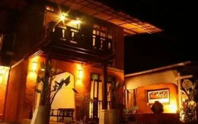 Baan Pai Roong Boutique Guesthouse