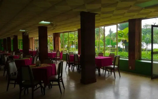 Hotel Playa Azul