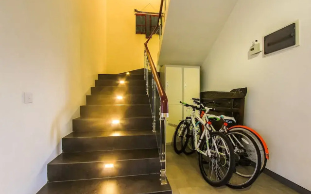 Villa Rainbow Runner