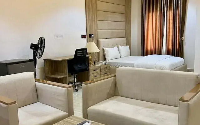 Triple Homes Apartment
