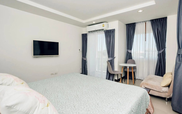 Beach 7 Condo by GrandisVillas