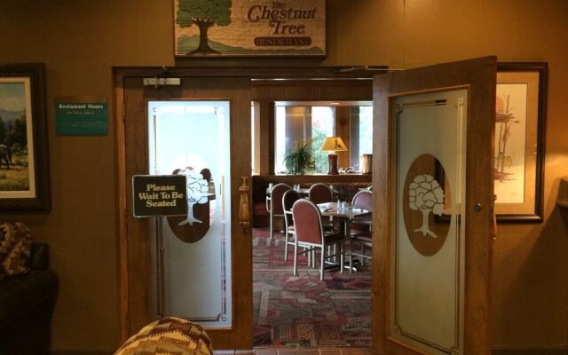 Chestnut Tree Inn - Cherokee