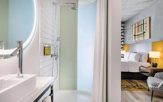 The Loom Hotel, Tapestry Collection by Hilton