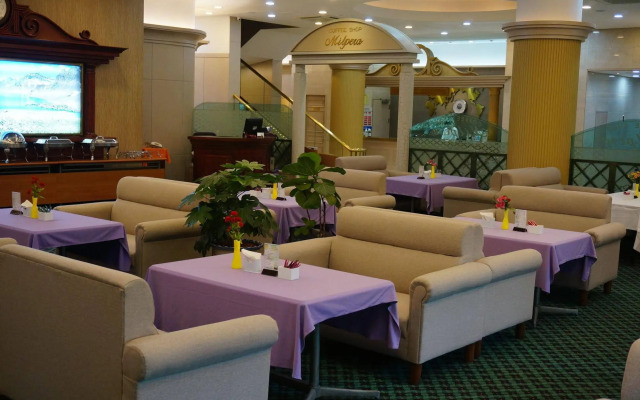 Hotel Diana