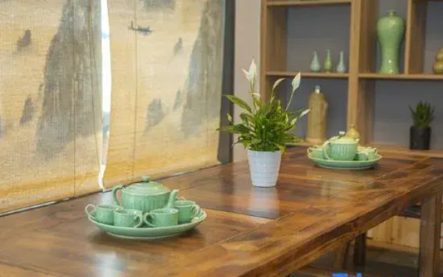 Yunhemeizhu Farmhouse