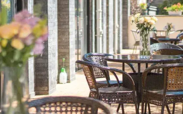 Yishan Guanlan Homestay(Gucheng Branch)