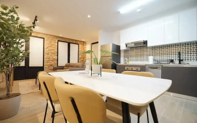 w Splendid 1BR in Casco Viejo