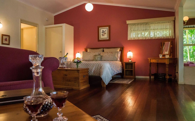 The Falls Montville – Guest Rooms – Montville