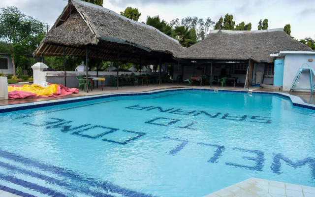 Sanana Hotel
