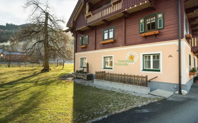 Renovated Mountain Retreat Stay