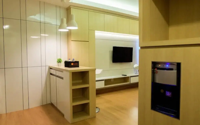 Modern 1BR Apartment @Trivium Terrace Lippo Cikarang