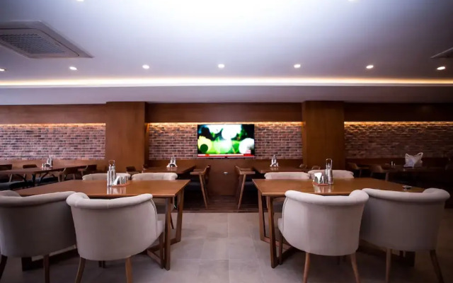 Aripsas Hotel