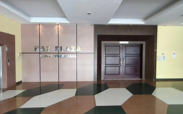 Raz Hotel & Convention