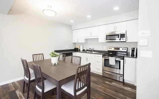 Modern 3 Bedrooms Townhouse in Southpoint