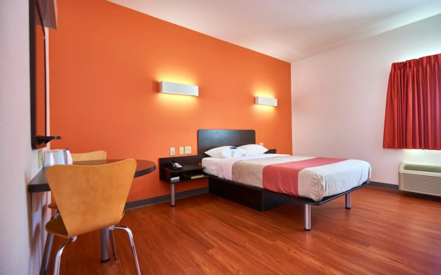 Motel 6 Wilkes Barre, PA - Arena