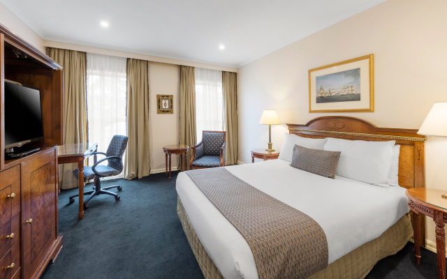Canterbury International Hotel