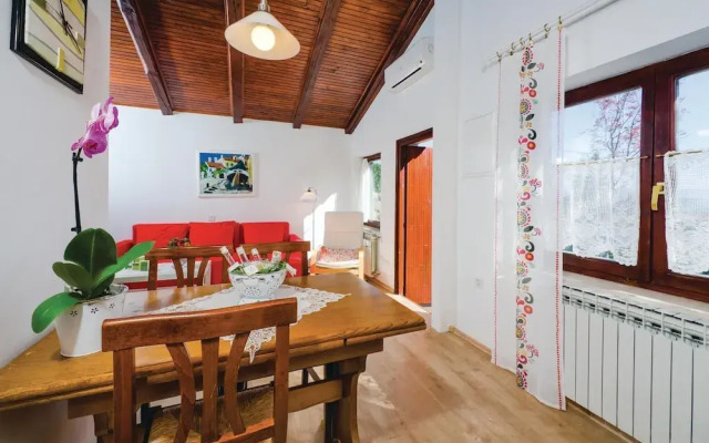 Awesome Home in Pobri With Wifi and 1 Bedrooms
