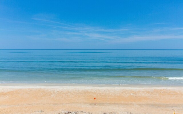 Yacht Harbor 272 by Vtrips