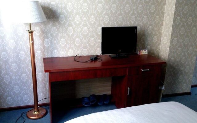 Wuhan Yanlong Business Hotel