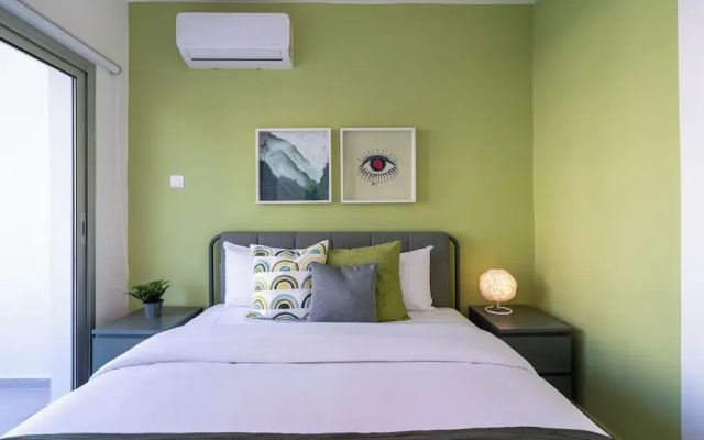 Hazel 2-BR Apt. & Balcony in Larnaca