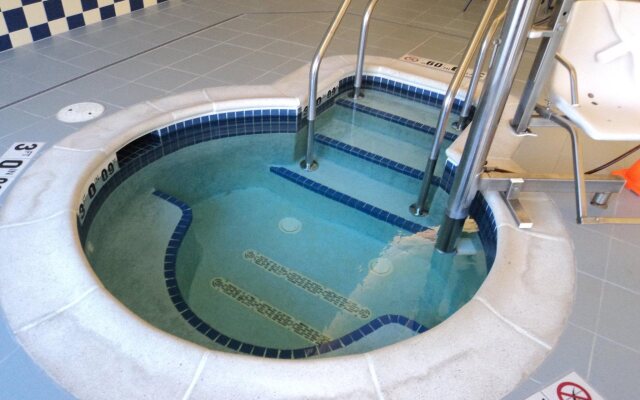 Holiday Inn Express Hotel and Suites Scranton by IHG