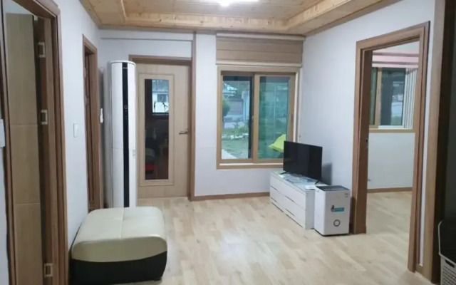 Sokcho Haeoreum Pension