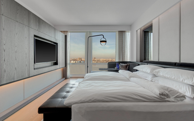 Equinox Hotel New York
