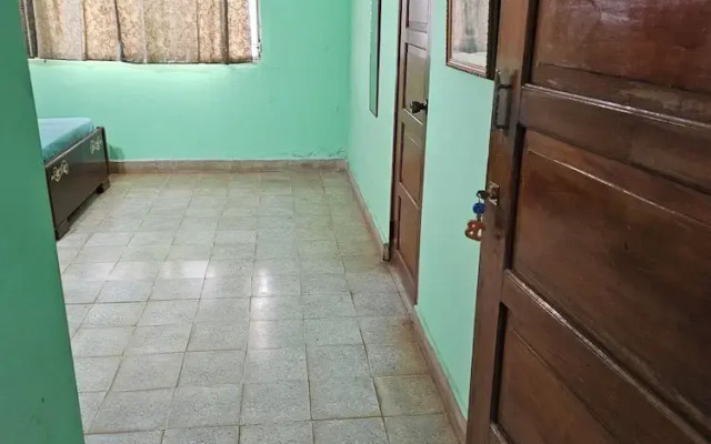 Cuartos independientes con baño privado