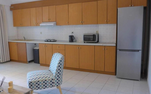 "kalamaki Plaza Apartments 'elia'"