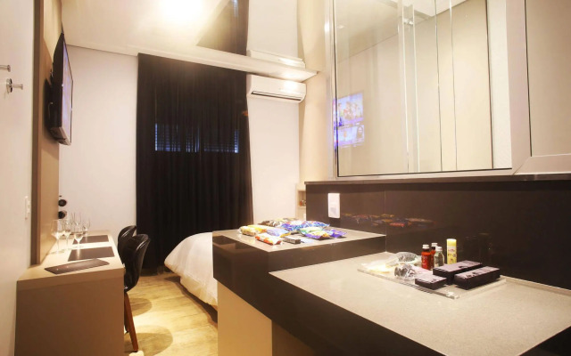 Zaya Motel Premium - Adults Only