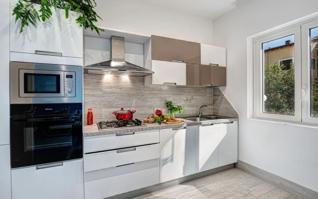 Total White Home Sorrento